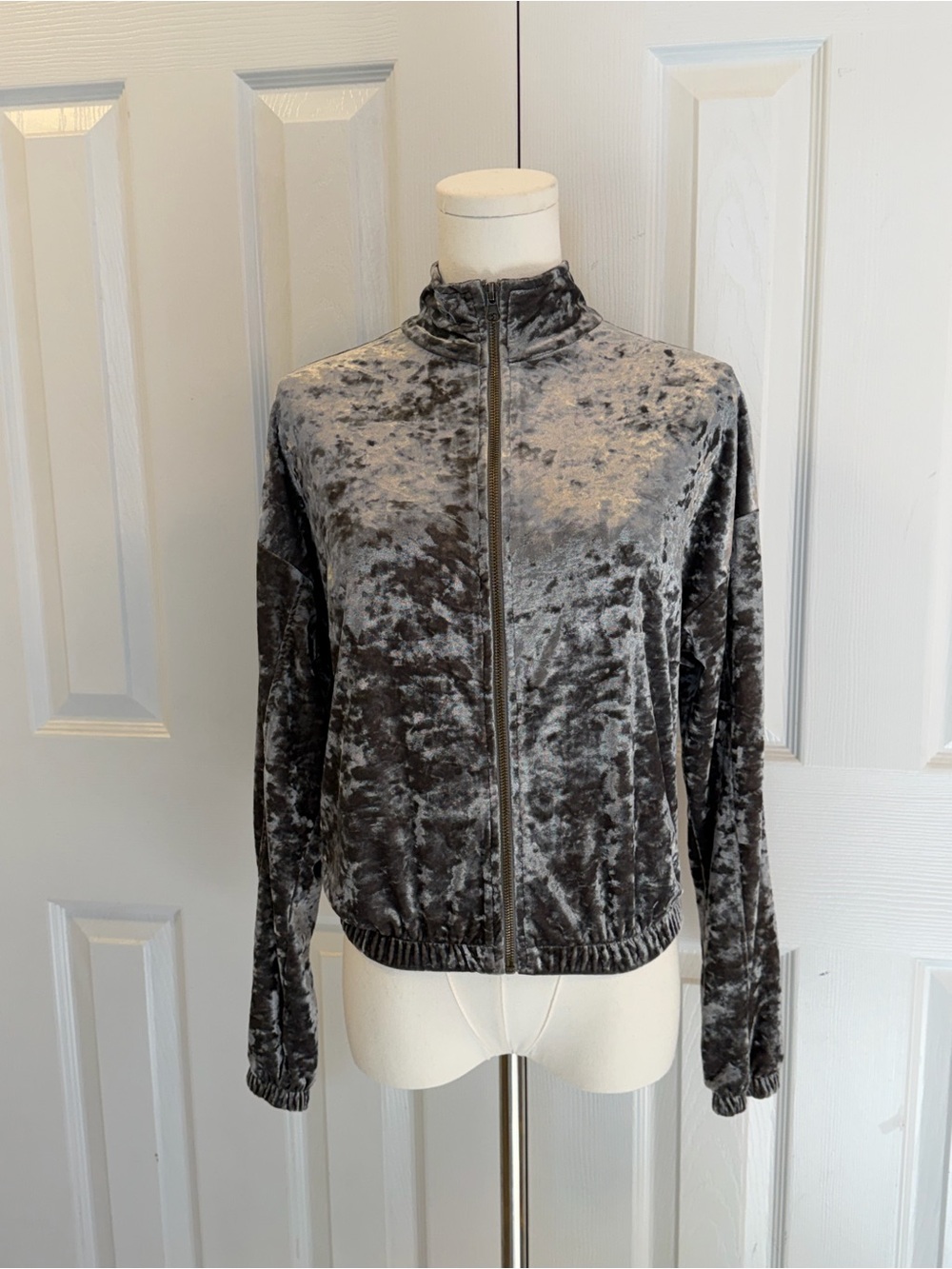 Pink Rose Crushed Velvet Zip Front Jacket Gray Black Size S